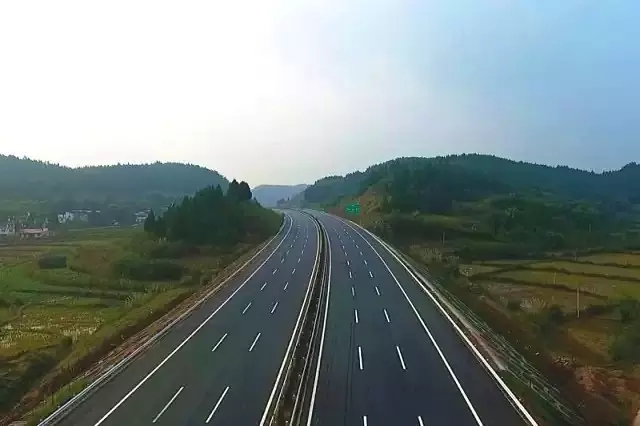 �Ĵ��ɰ�����ٹ�·